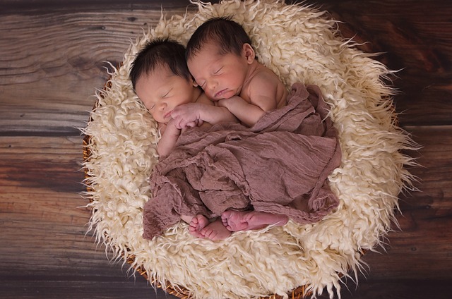 רשלנות בלידה - לידת תאומים